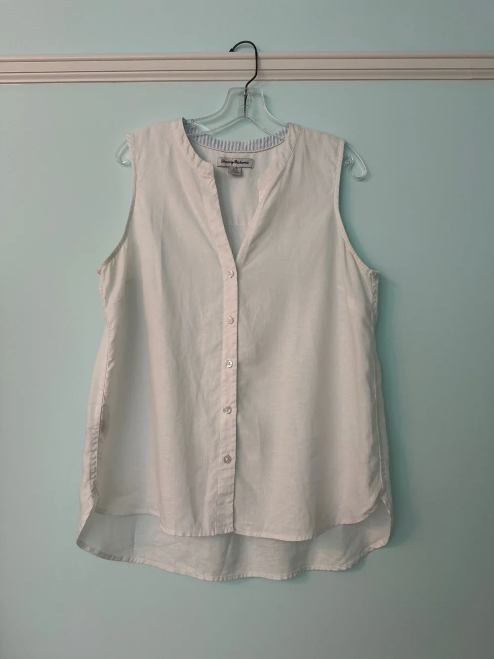 Tommy Bahama Linen White Sleeveless V-Neck Blouse - Picture 1 of 5